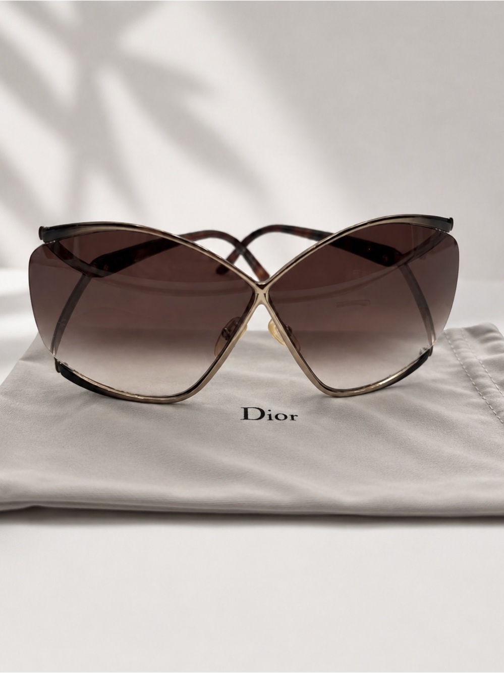 Christian Dior • Very Dior Oversized Gradient Sunglasses - Brown Gold - Italy